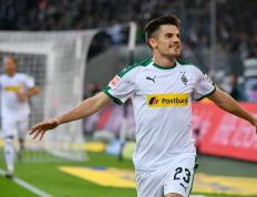 IM体育app-摩纳哥后卫受伤，球队战术受影响