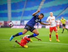 IM体育平台-包含佛罗伦萨大败，士气跌入谷底的词条