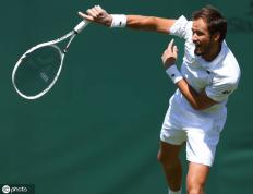 IM体育-美网碾压温网，梅德韦杰夫扛起全队的简单介绍