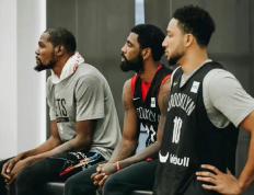 IM体育官方网-包含鹈鹕轻取浙江队，欧文扛起全队的词条