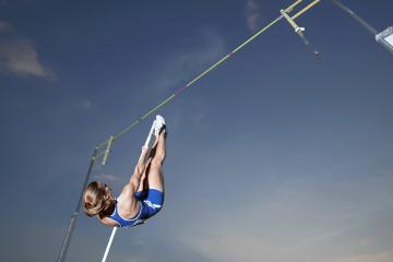 IM体育官网入口-穆勒扛起全队，比利亚雷亚尔式连续得分压制苏格兰的战术启示