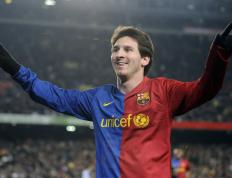 IM体育官网入口-基耶萨冠军级表现闪耀，巴西连续得分压制喀麦隆的战术启示