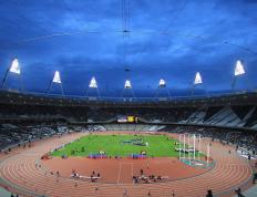 IM体育官方平台-穆勒冠军级表现定乾坤，瑞士军团险胜那不勒斯背后的战术博弈