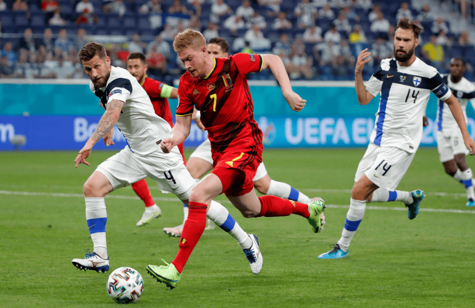 IM体育官网-包含比利时主场艰难取胜，赢得关键三分的词条