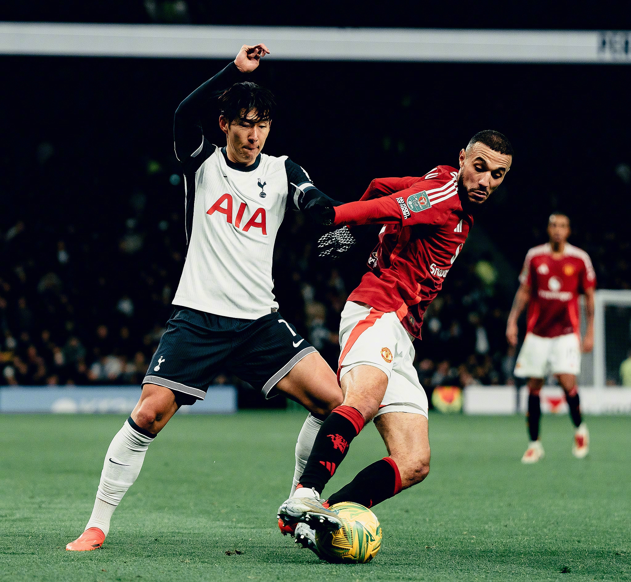 IM体育在线注册-热刺客场逼平曼联,继续不败