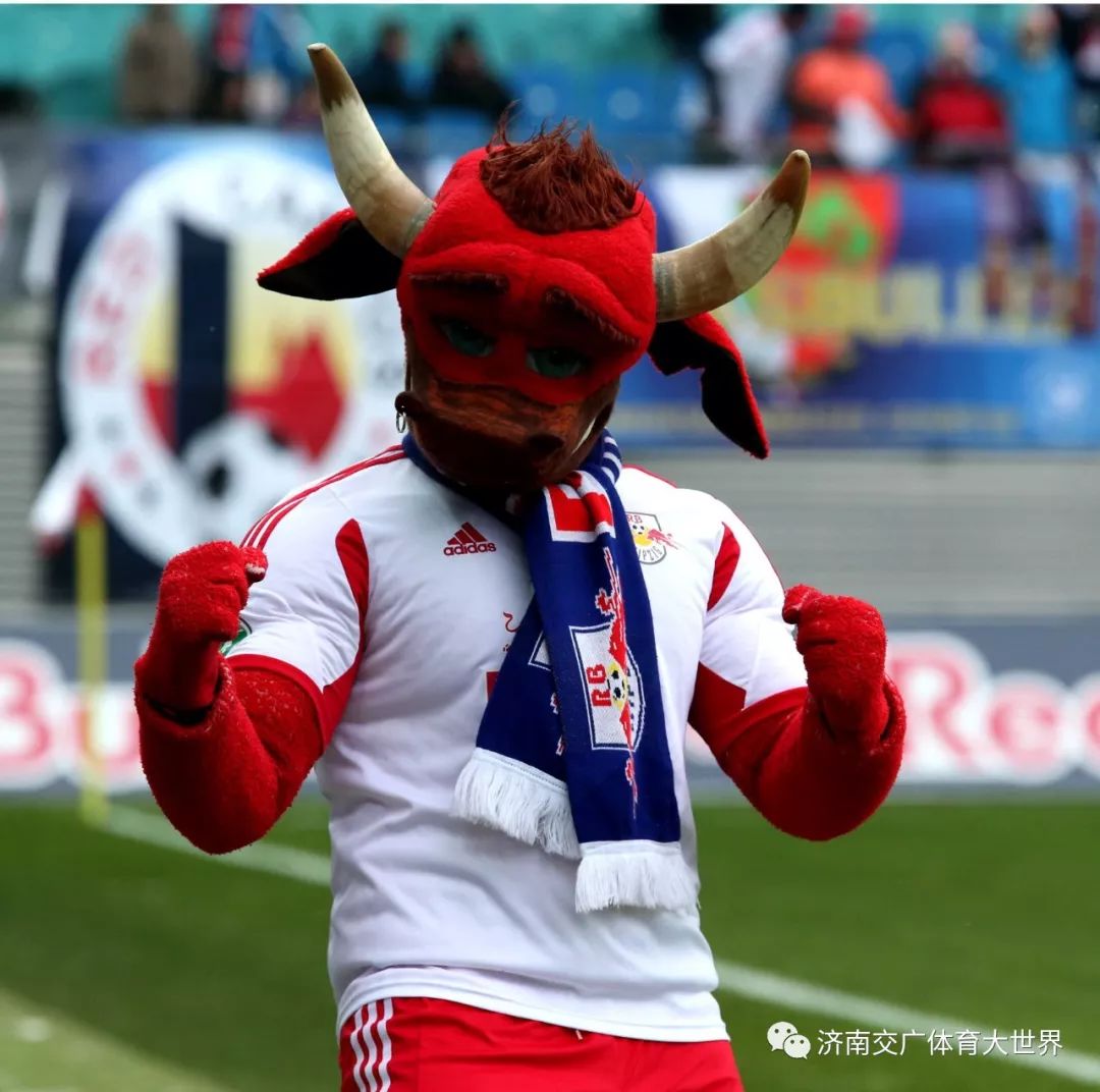 IM体育官网入口-雄鹿堡球迷为球队贡献正能量