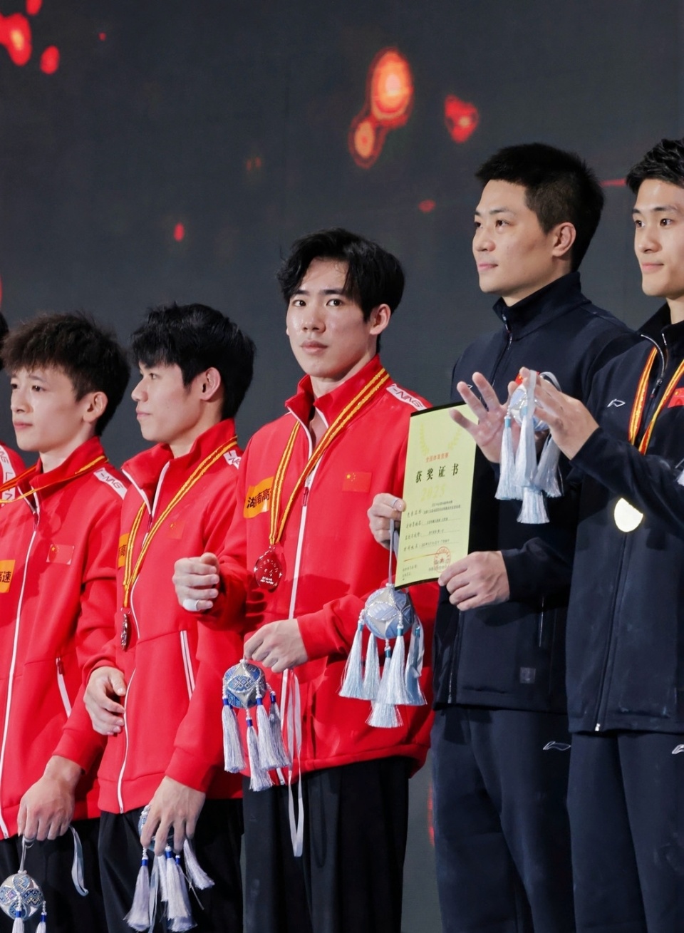 IM体育动画直播通道-包含体操比赛男子团体夺冠，中国队震惊全场的词条