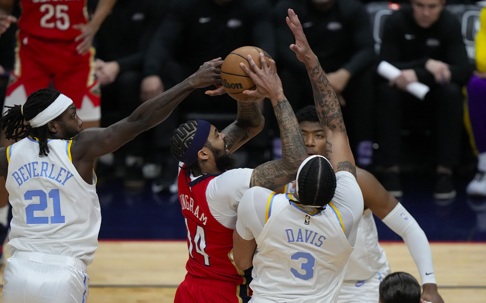 IM体育动画直播通道-包含日本男篮碾压鹈鹕，浓眉爆发神勇的词条