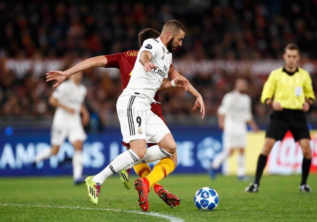 IM体育官网入口-皇马主场战胜强敌,晋级淘汰赛