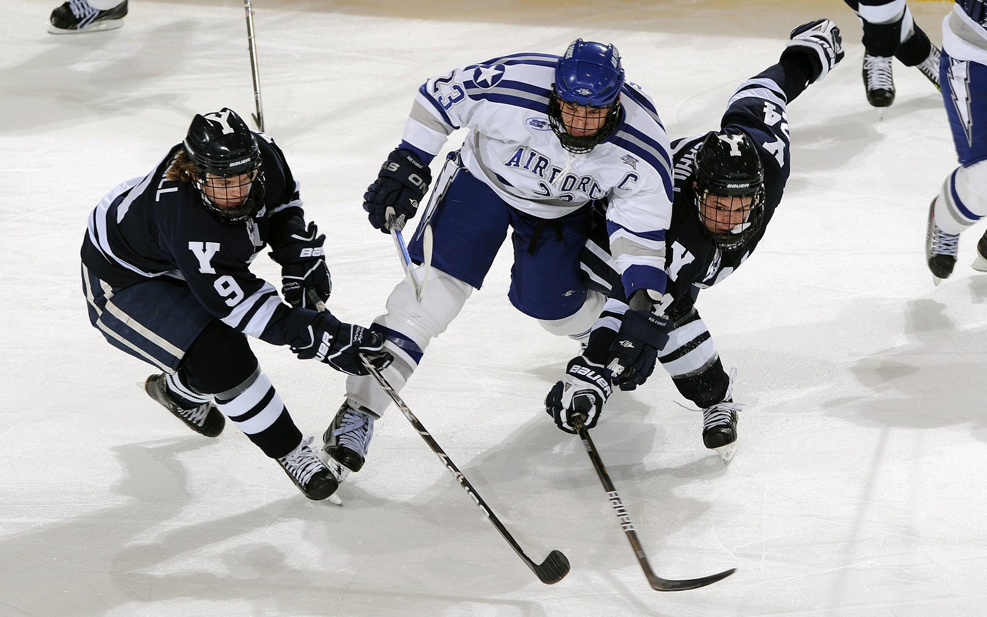 IM Sport-意甲焦点战马克西接管比赛,山西队狂胜活塞展现统治力